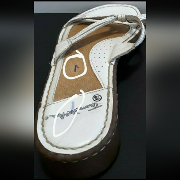 Womens thom macan White wedge Heel size 7.5 Sandals slip on shoes - Picture 9 of 12